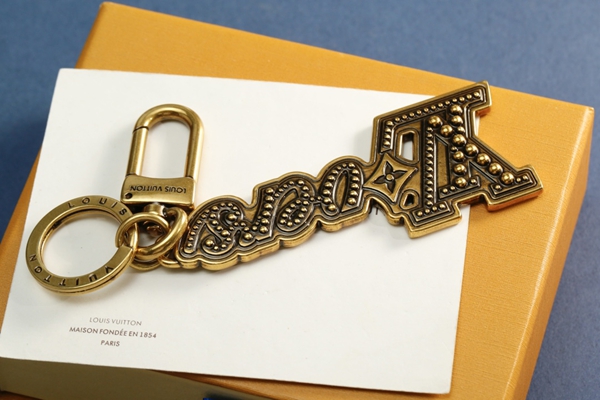 ブランドキーホルダー着用イメージ